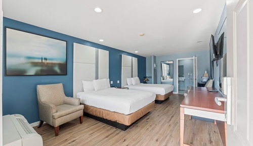 Room, 2 Queen Beds, Accessible, Non Smoking