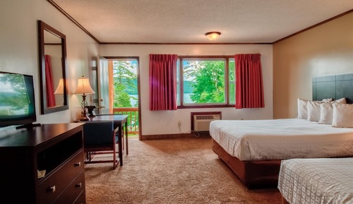 Standard Room, 2 Queen Beds, Non Smoking, Lake View (Balcony)