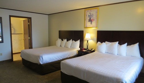 Standard Room, 2 Queen Beds, Non Smoking, Lake View