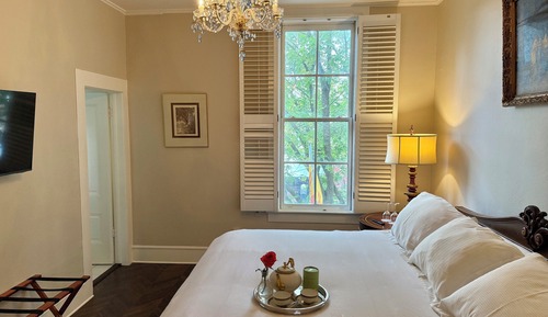 Deluxe Room, 1 King Bed