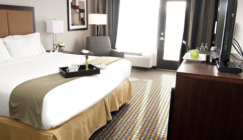 Standard Room, 1 King Bed