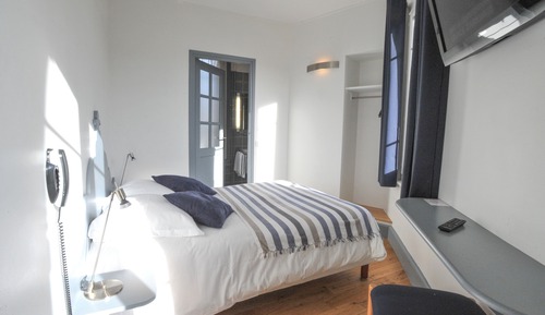 Comfort Double Room (Shower)