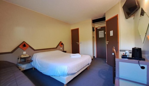 Standard Double Room (douche)