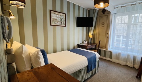 Classic Single Room, City View
