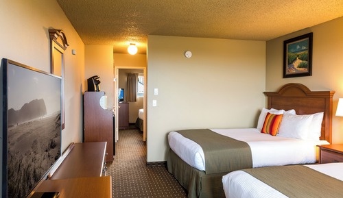 3 Queen Ground Level