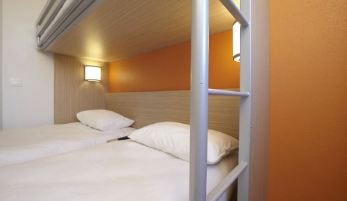 Standard Room, 3 Twin Beds