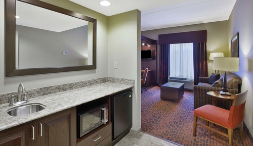 Studio, One King Bed