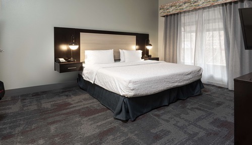 Studio, 1 King Bed, Hearing Accessible, Non Smoking