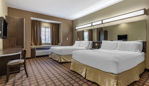 Room, 2 Queen Beds, Accessible, Non Smoking
