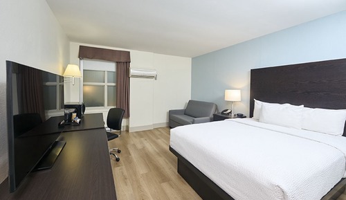 Deluxe Single Room