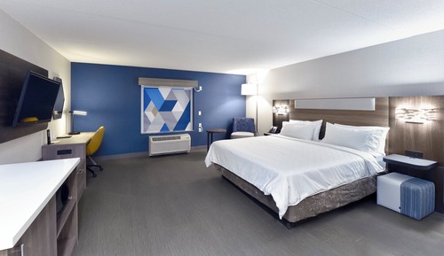 Standard Room, 1 King Bed, Accessible