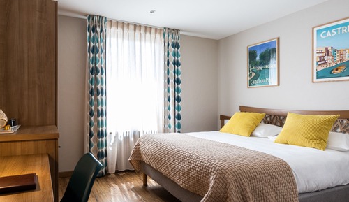 Standard Double Room (With Shower)