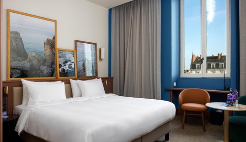 Premium Room