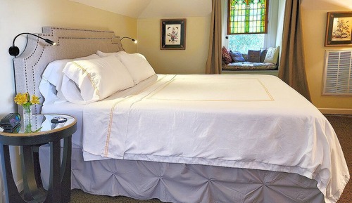 Premium Suite, 1 King Bed, Kitchen (Turner Loft, 3rd Floor Walk-up)