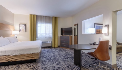 Junior Suite, 1 King Bed, with Sofa Bed (Full Kitchen)