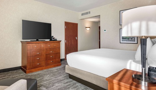 Room, 1 King Bed (Upper Floor)