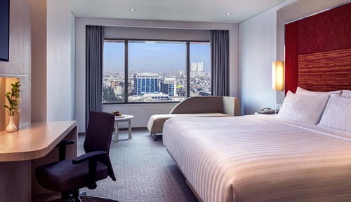 Deluxe Room, 1 King Bed