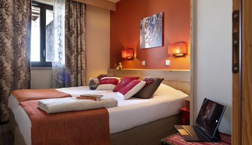 Apartment 6 people - 2 bedrooms - Open mountain view (no balcony)