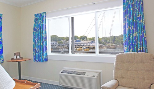 King Corner Suite Inner/Full Harbor 