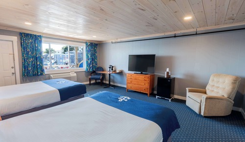 Two Queen Outer Harbor View ( Best View) 