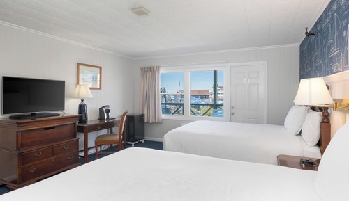 Two Queen Park View 2nd Floor