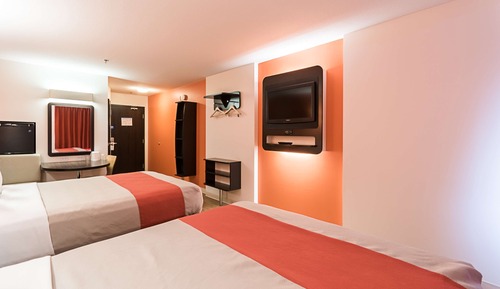 Standard Room, 2 Queen Beds, Non Smoking