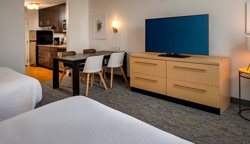 Studio, 2 Queen Beds