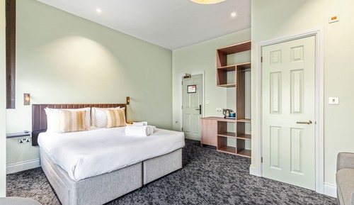 Deluxe Triple Room, 1 Double Bed with Sofa bed