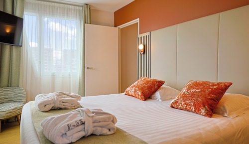 Superior Apartment, 1 Queen Bed with Sofa bed