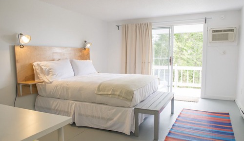 Standard Room, 1 Queen Bed, Non Smoking (The Single Queen)