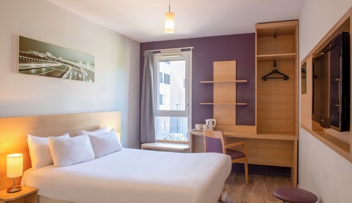 Economy Room