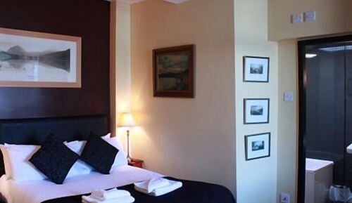 Double or Twin Room, Ensuite