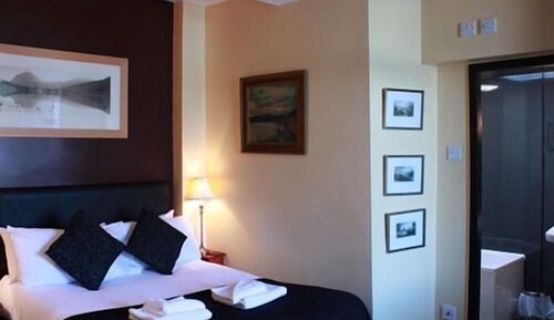 Double or Twin Room, Ensuite