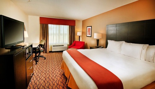 Standard Room, 1 King Bed, Accessible (Mobility Roll-In Shower)
