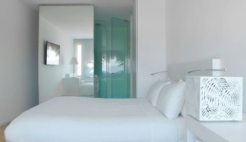 Superior Room, 1 King Bed (City View)