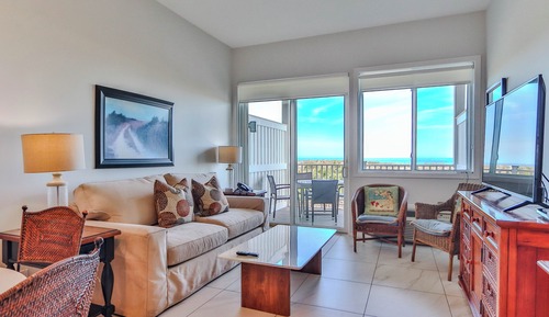 Lower 1 bedroom Ocean View ST