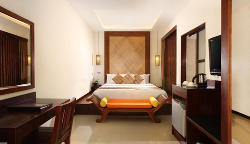 Standard Villa, 1 Queen Bed, Smoking, Bathtub