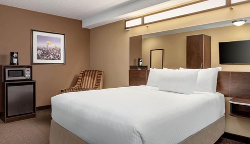 Room, 1 Queen Bed, Accessible, Non Smoking