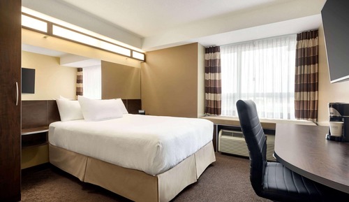 Economy Room, 1 Queen Bed, Non Smoking