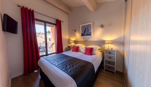 Apartment for 4 people, 35 m2, with balcony or terrace