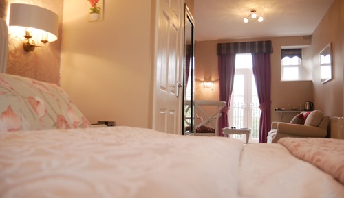 Suite, Balcony (Langdale)