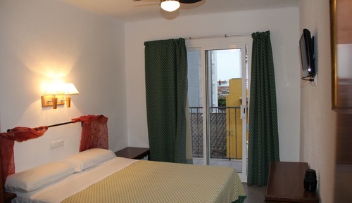 Basic Double Room (Exterior)