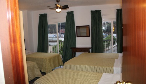 Basic Quadruple Room