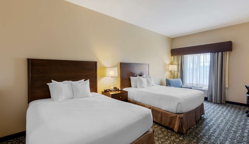 Standard Room, 2 Queen Beds, Non Smoking, Refrigerator & Microwave (Pet Friendly)