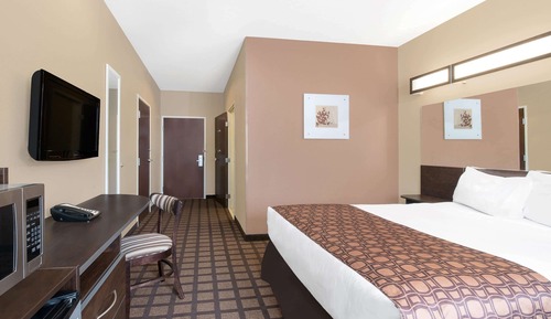 Room, 1 Queen Bed, Accessible, Non Smoking