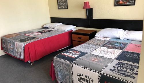 Standard Room, 2 Double Beds, Non Smoking