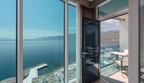 Suite, 1 King Bed (Panorama)