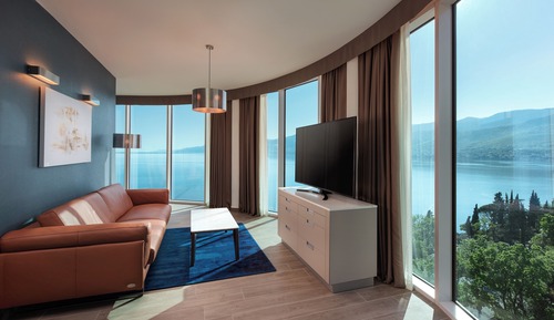 Suite, 1 King Bed (Costabella)