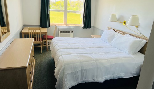 Standard Room, 1 King Bed