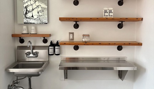 Standard Room with Shared Bathroom